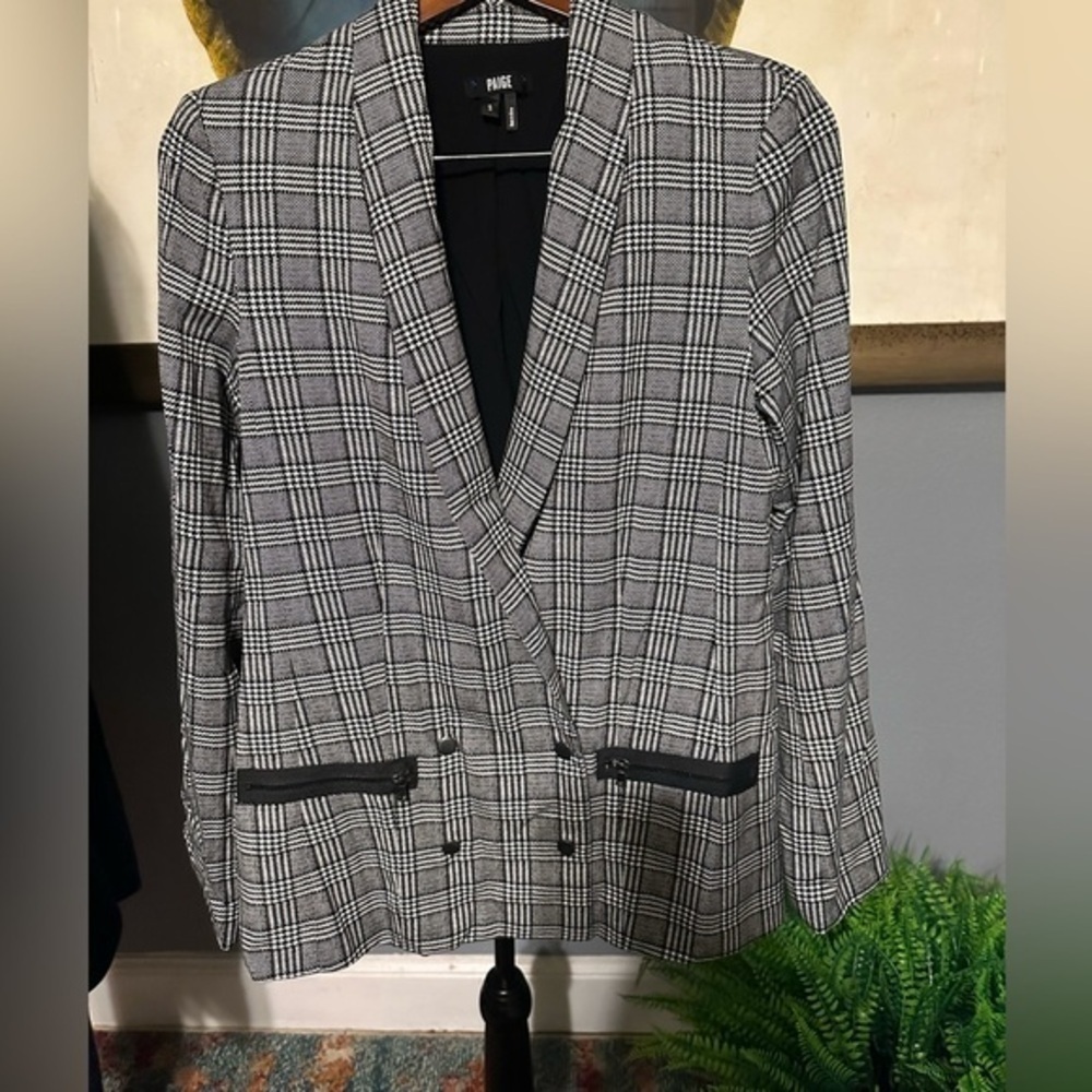 Paige blazer. Fall staple